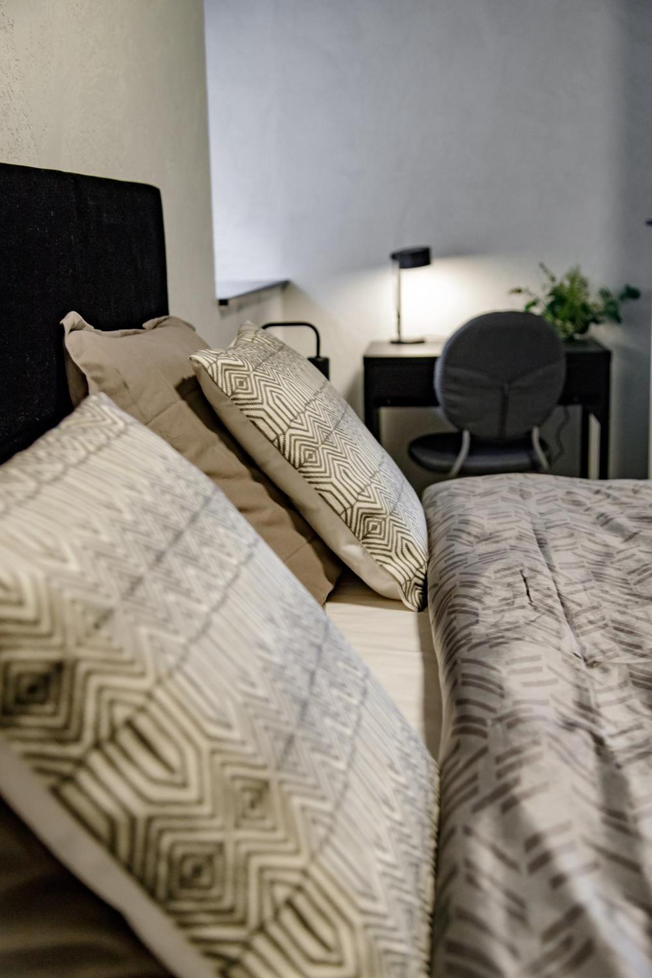 Hales Old Town Urban Apartments Вилнюс Екстериор снимка
