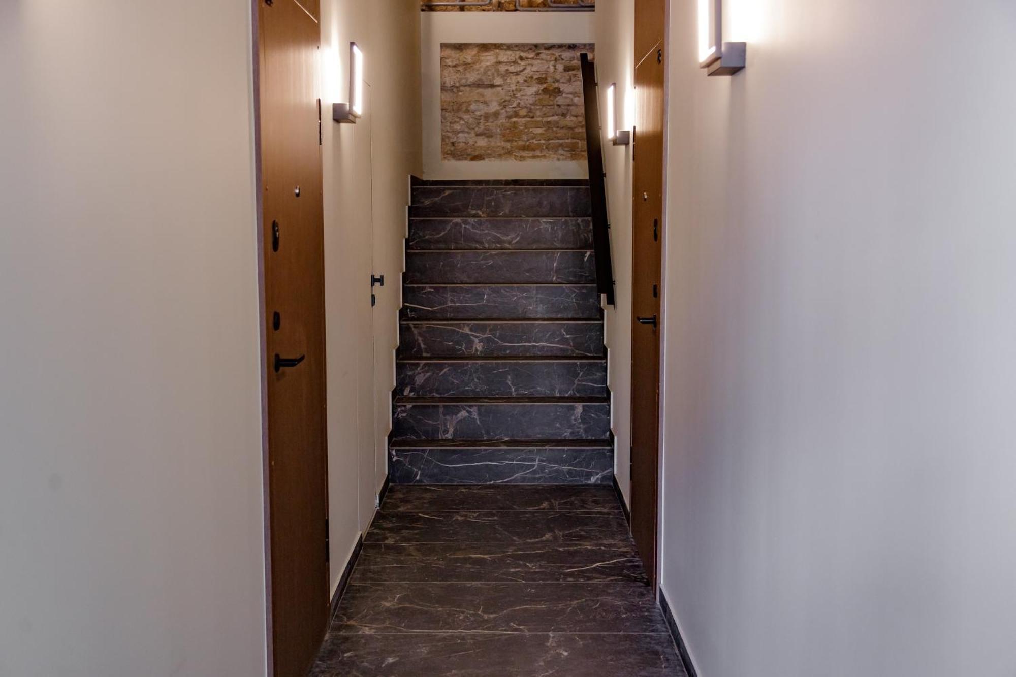 Hales Old Town Urban Apartments Вилнюс Екстериор снимка