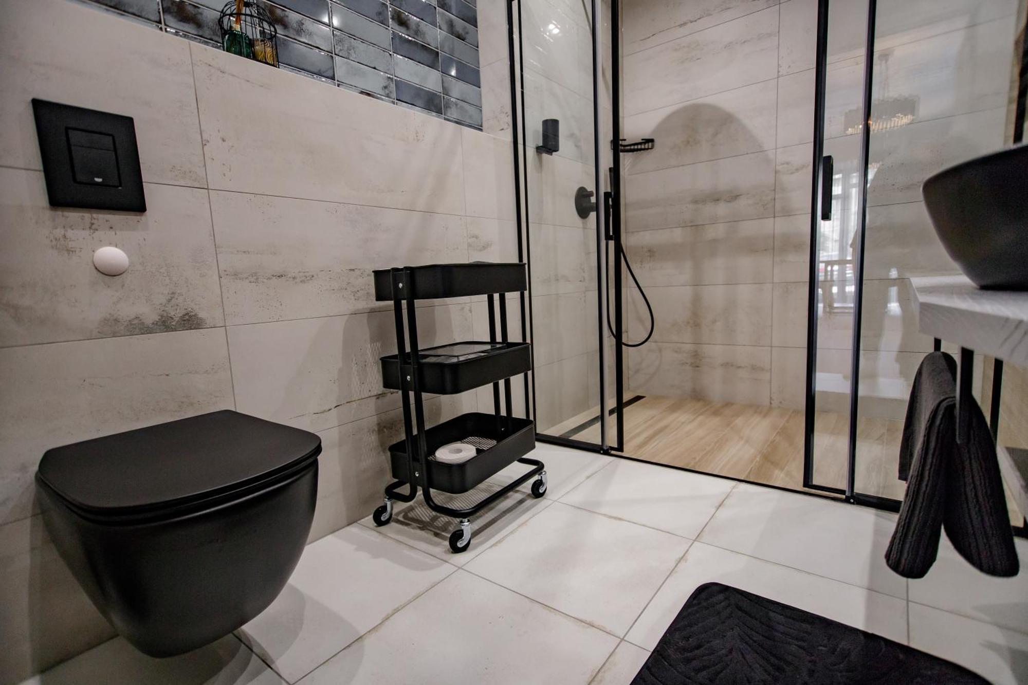 Hales Old Town Urban Apartments Вилнюс Стая снимка